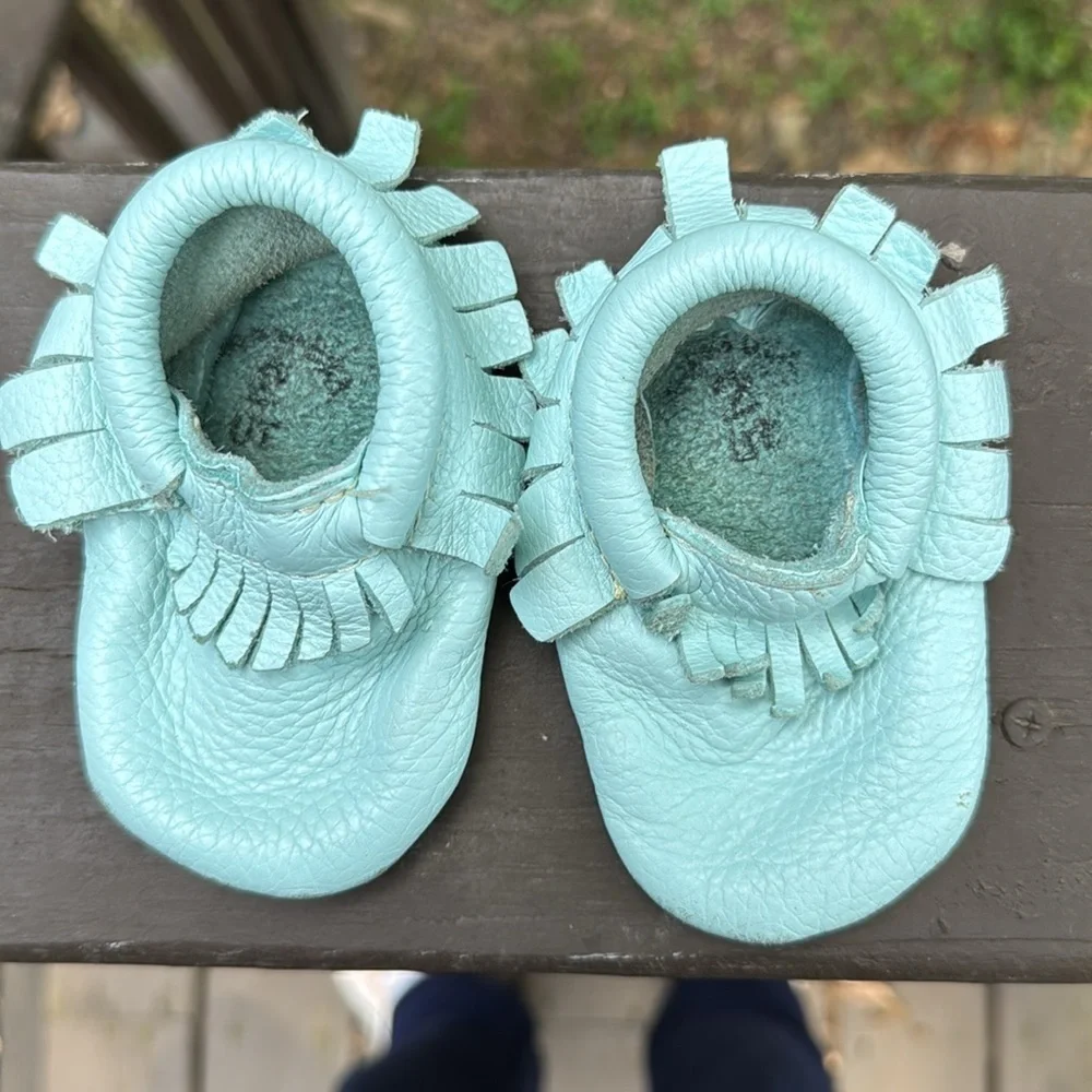 N/A scuffs good